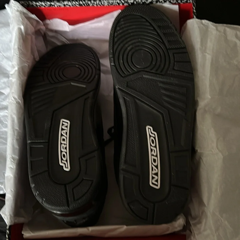 Jordan 3 Black Cat - Picture 2 of 4